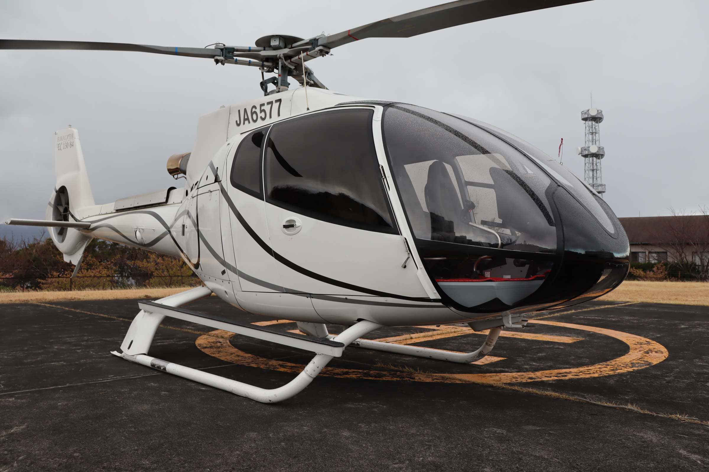 ユーロコプター EC130B4